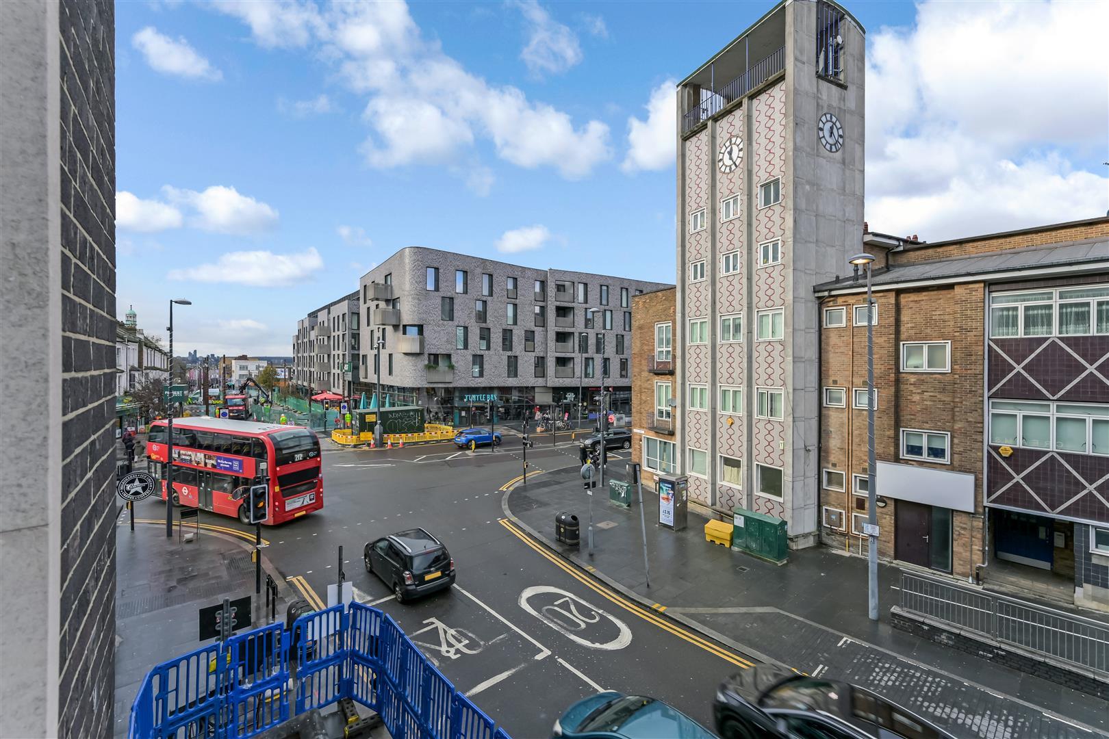 Property Image c3749a49-b651-42c8-8dfd-828d53b25590
