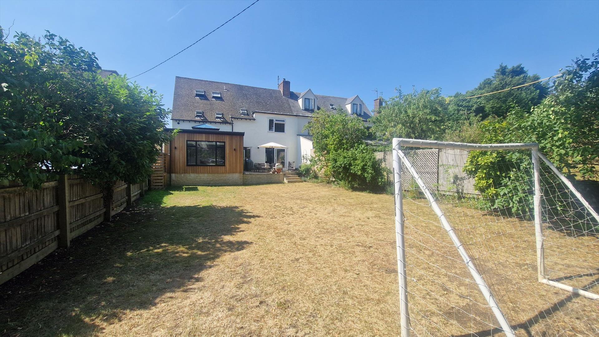 Property Image c37af678-faa1-4fb0-a6e3-2cc33edde8b9