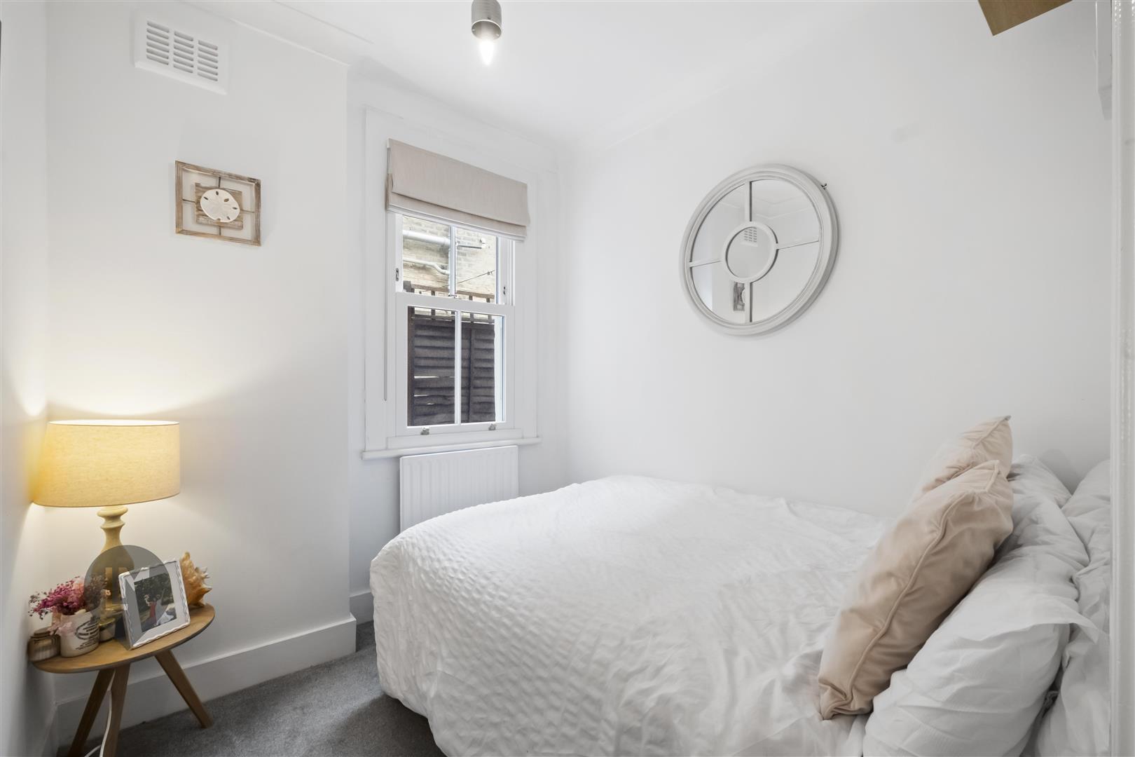 Property Image c37c1ba8-f91a-4664-98b9-d465a6f41c54