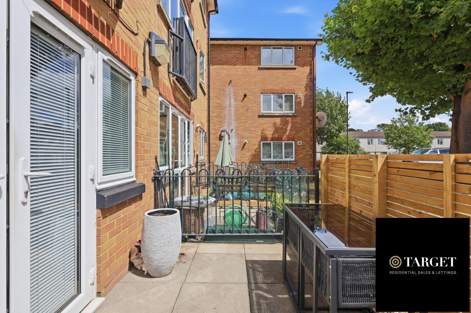 Property Image c37d2a76-5510-4016-9778-920e94c7899d