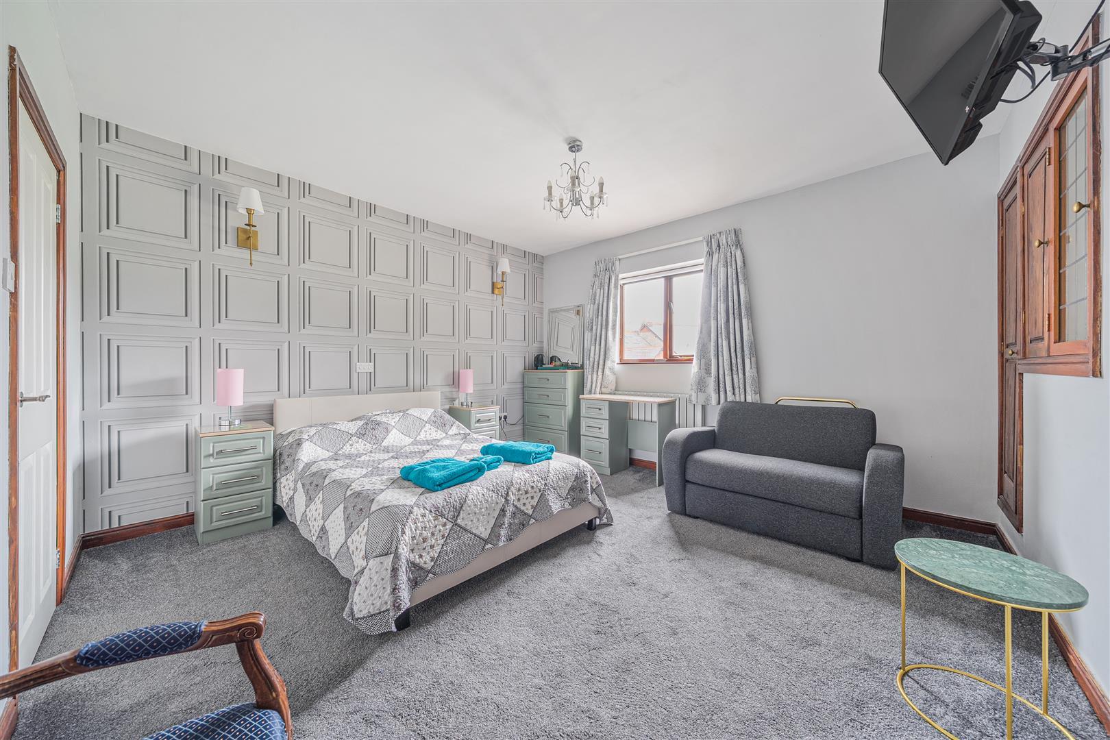 Property Image c388da59-3403-4123-b314-2a3c04edb39d