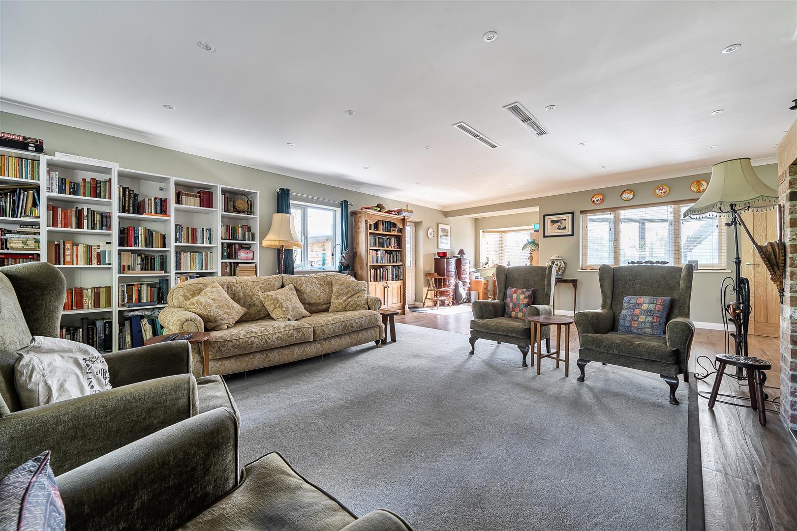 Property Image c39441b6-7104-4346-b689-2fa18945be52