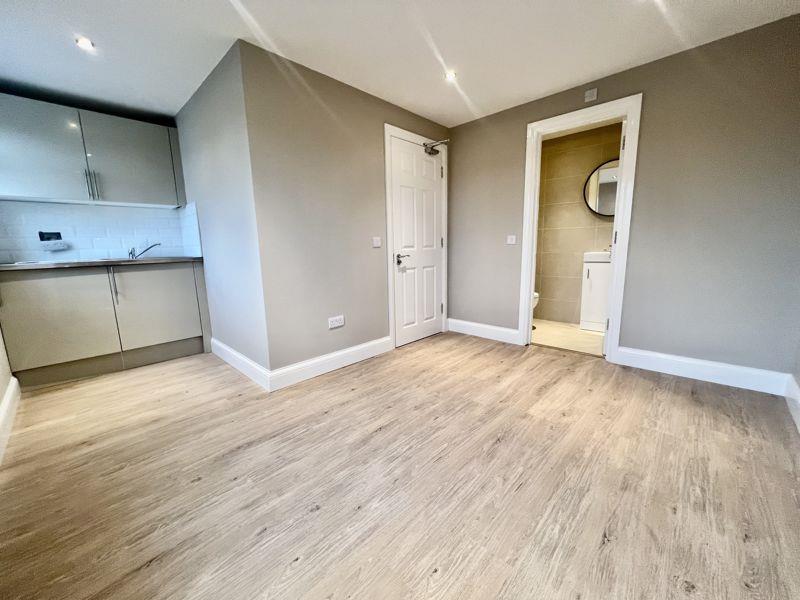 Property Image c395611c-2f58-472b-a669-d10c2c71432a