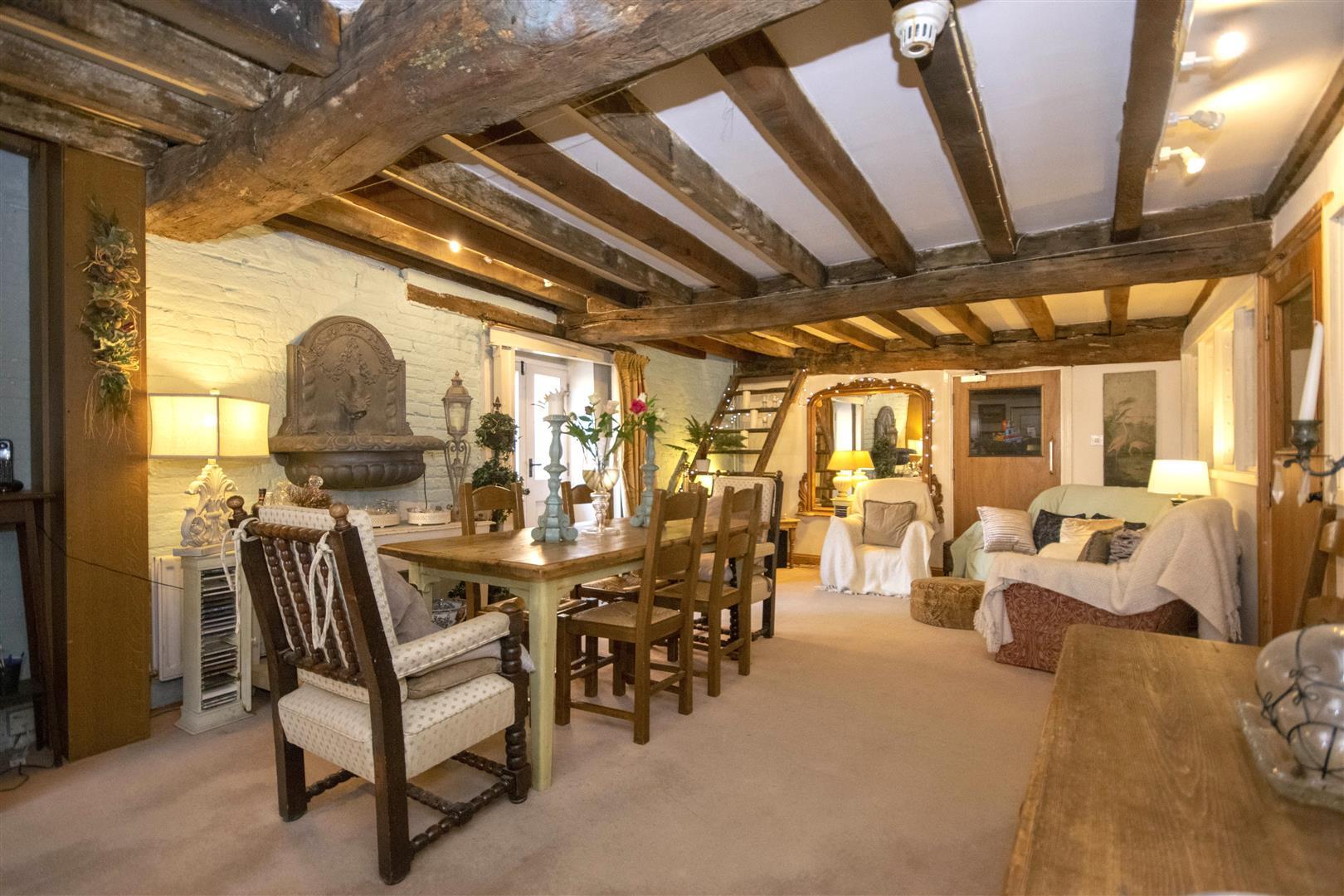 Property Image c39875f1-a9a1-4760-a96f-0c801ca6f24b