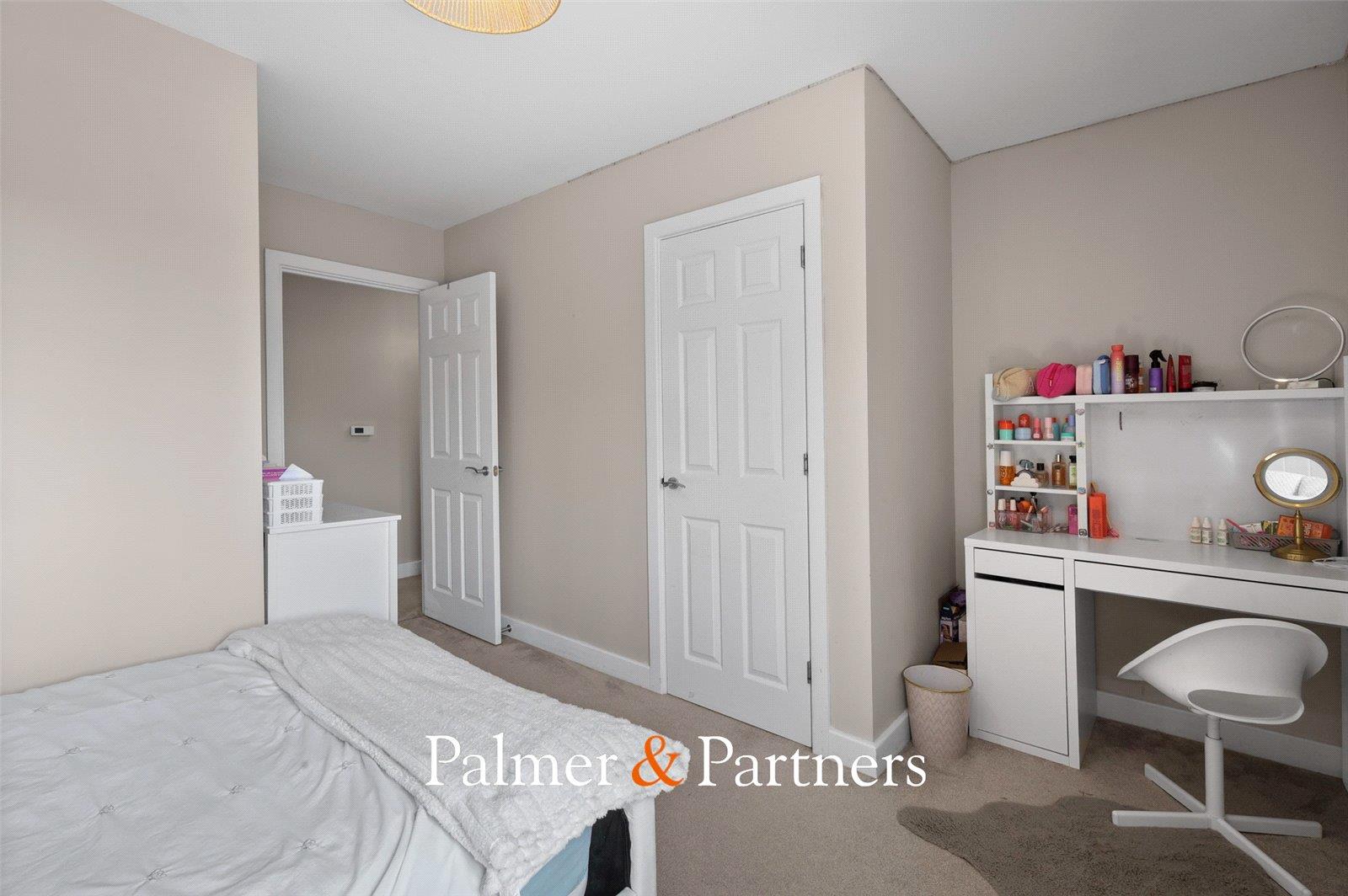 Property Image c3996358-2f8b-40c6-9fa9-516d22161df3