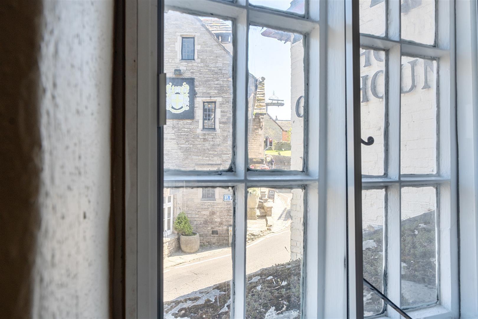 Property Image c39f8b35-81dd-4adb-bcaf-e8ea03f955c2