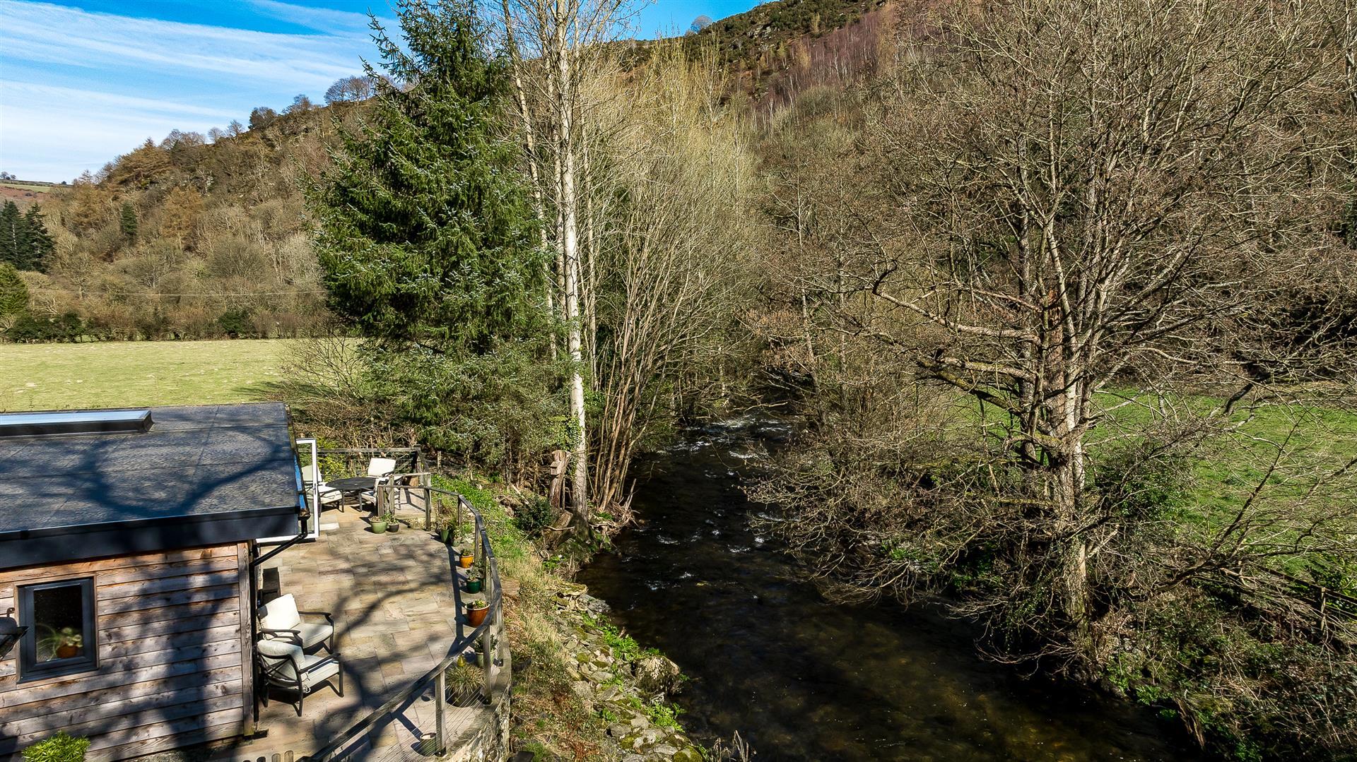 Property Image c3a2d254-3d73-4044-8955-535d8c9d2e19