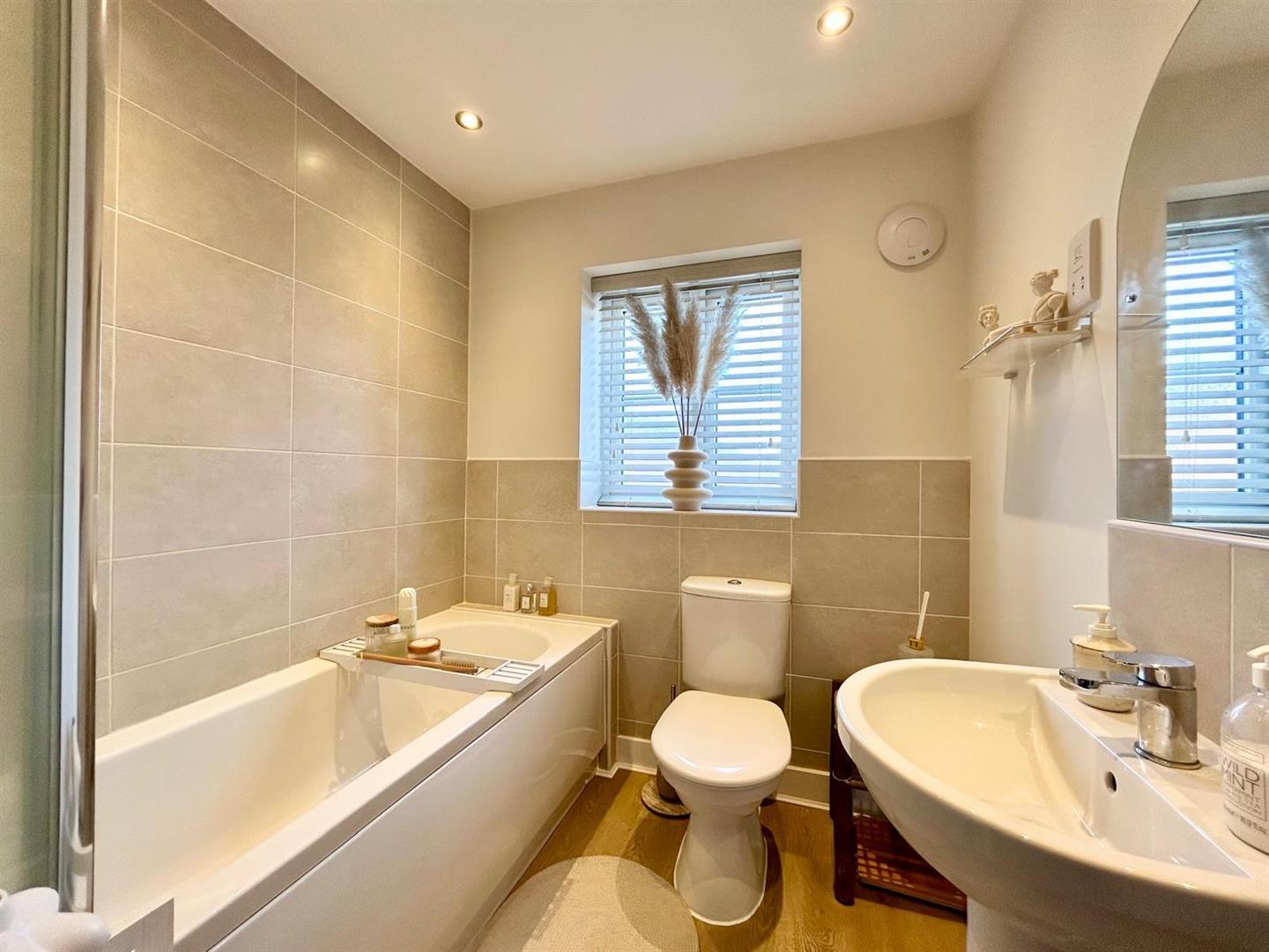 Property Image c3aae71e-31a3-432e-90c2-4f3492a8ca69
