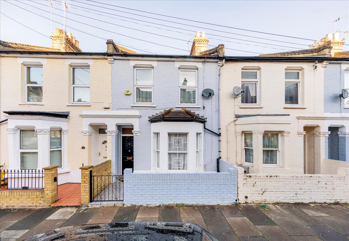 Property Image c3b1bc82-3d29-4939-a26b-d5c913e89f77