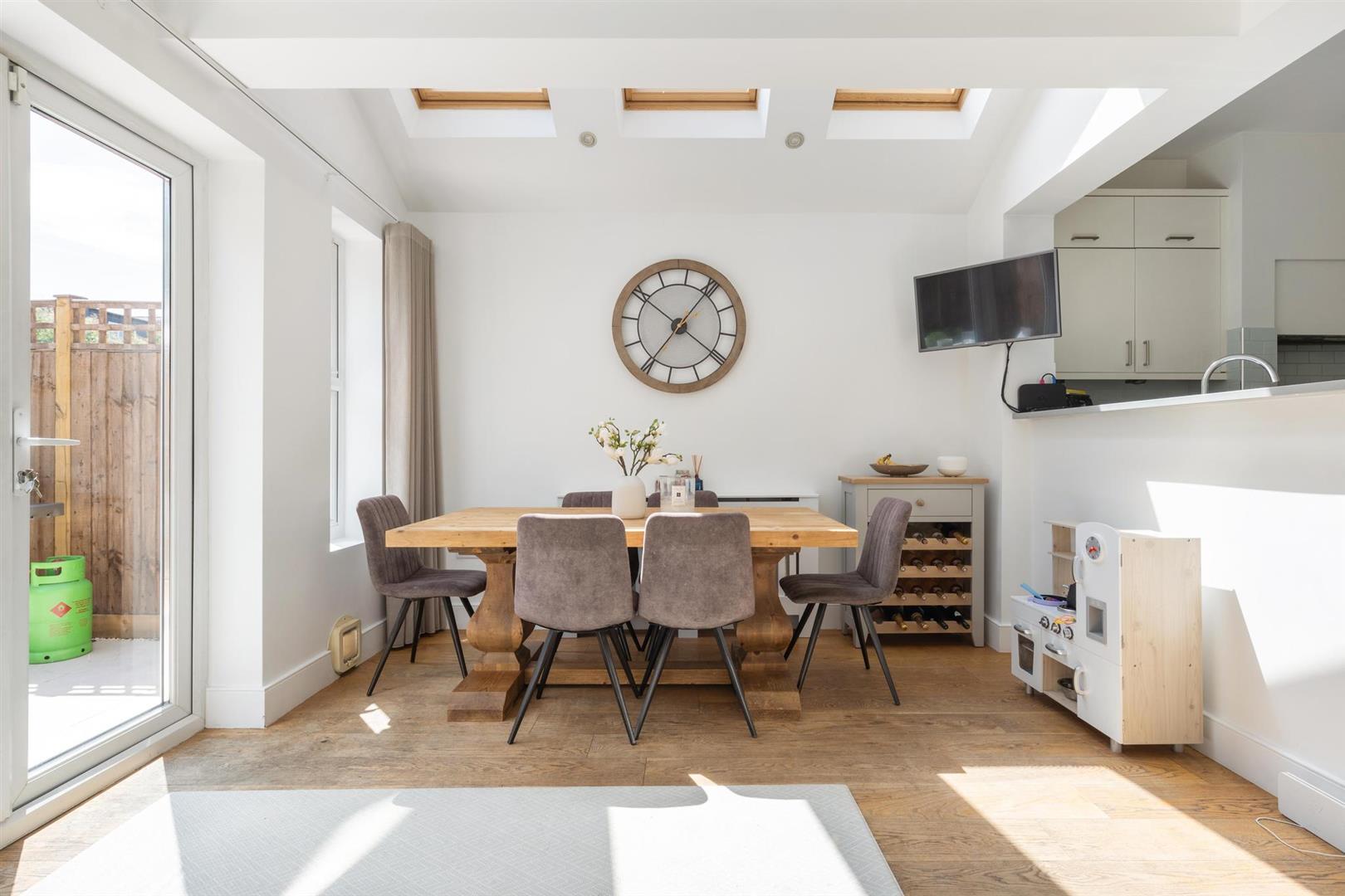 Property Image c3b23bd3-9e56-4f47-a694-fd737bd93829