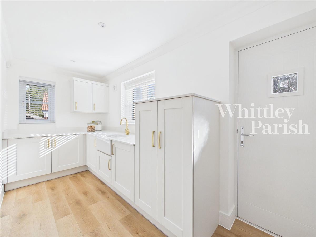 Property Image c3be45b1-2792-4634-9fc5-3e82866792de