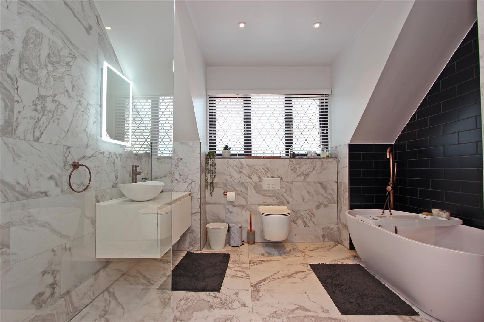 Property Image c3cb4f09-97a8-45d6-a51c-c6bcfbc46d6f