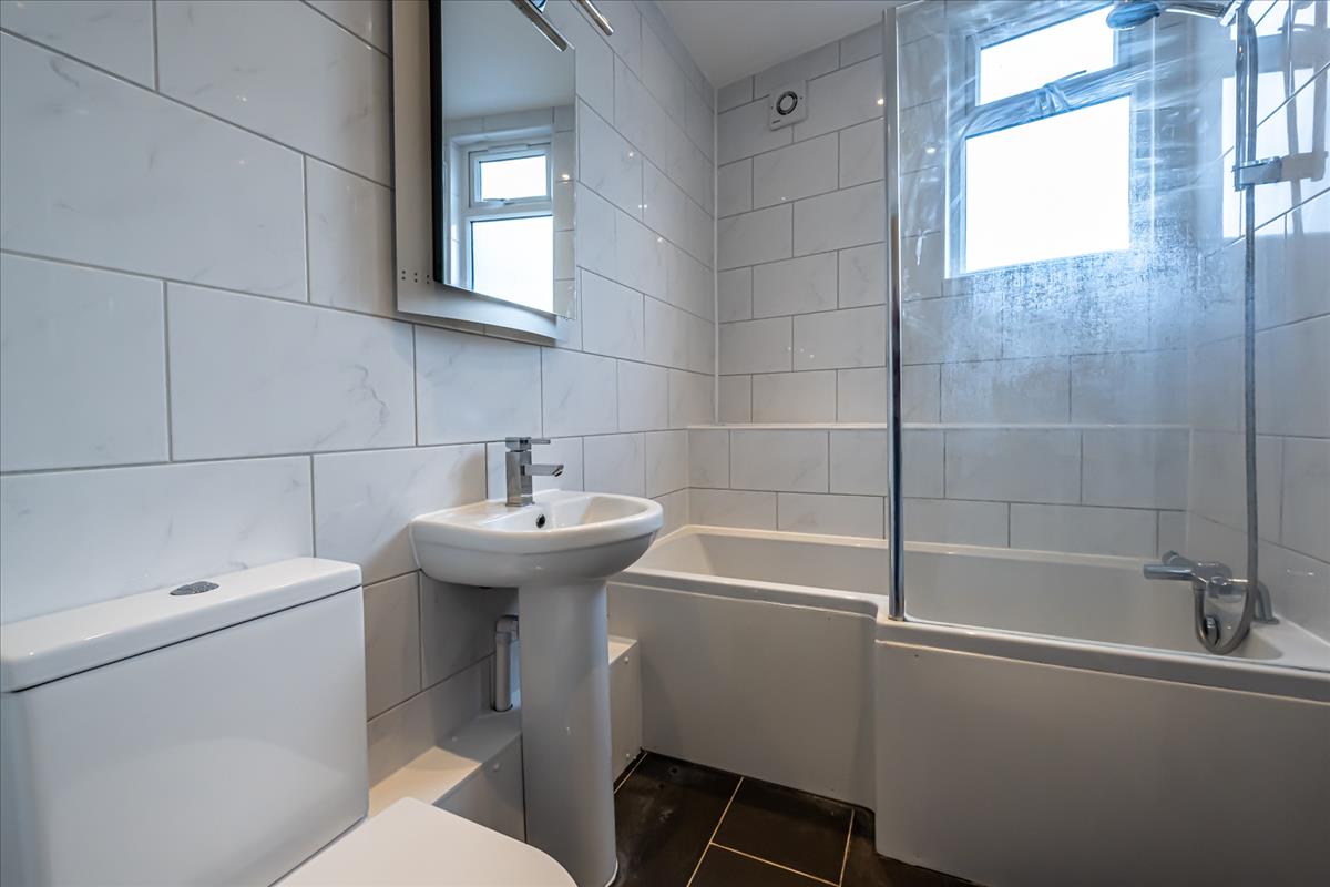 Property Image c3d0d4af-d817-4e05-bbf5-9ca00e137e8c