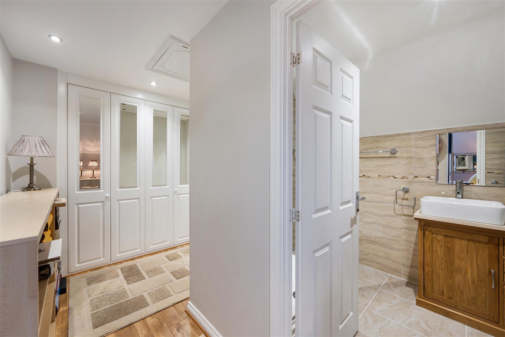 Property Image c3dbd304-c180-4e1d-b30d-23f74bbff093