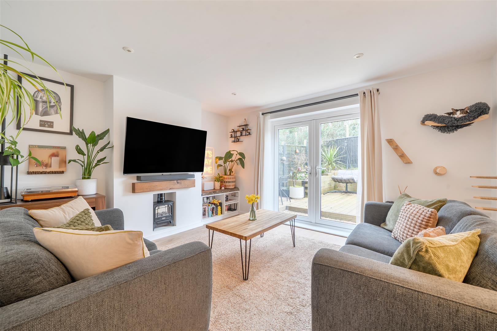 Property Image c3dd9645-1eb7-4b73-b802-270743f78ebd