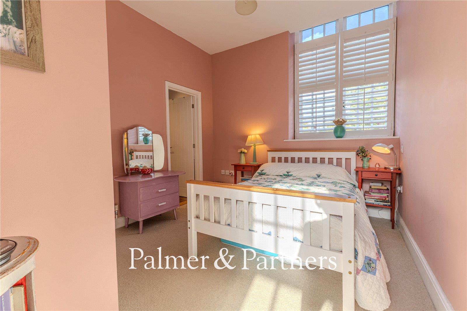 Property Image c40a6cc5-da52-4349-9bce-52e3c8ed4020