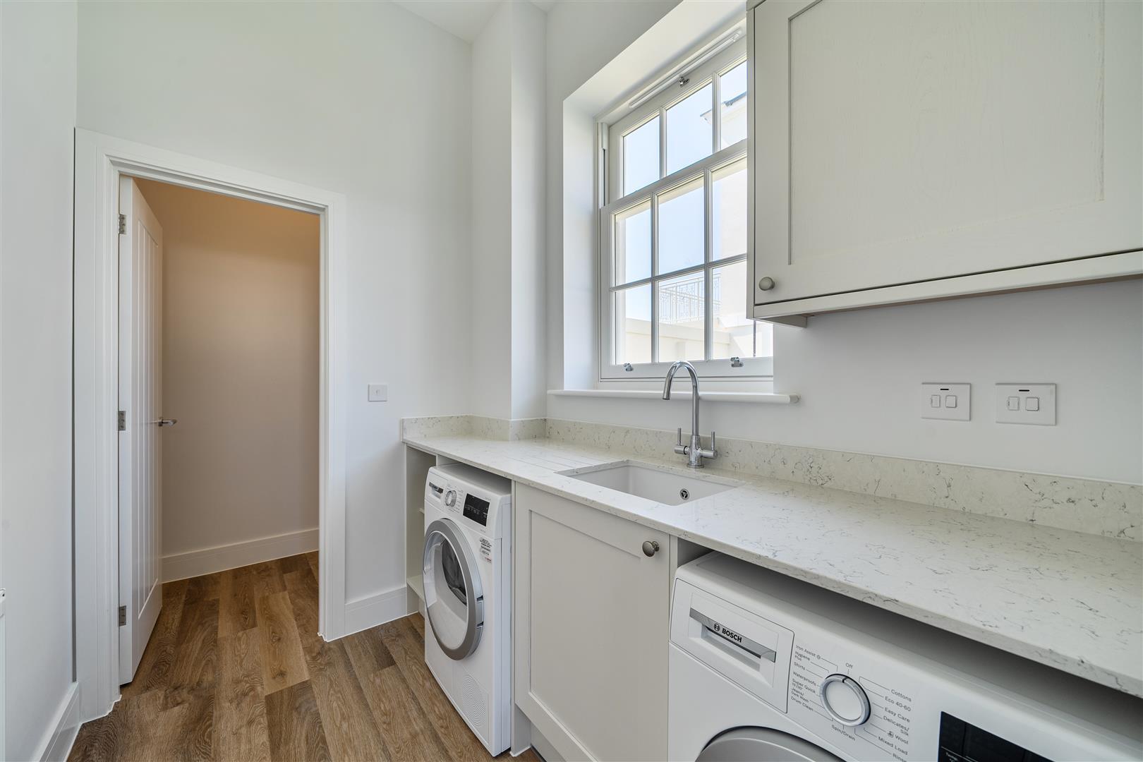 Property Image c4176591-af46-4537-9795-d8de327dfd56