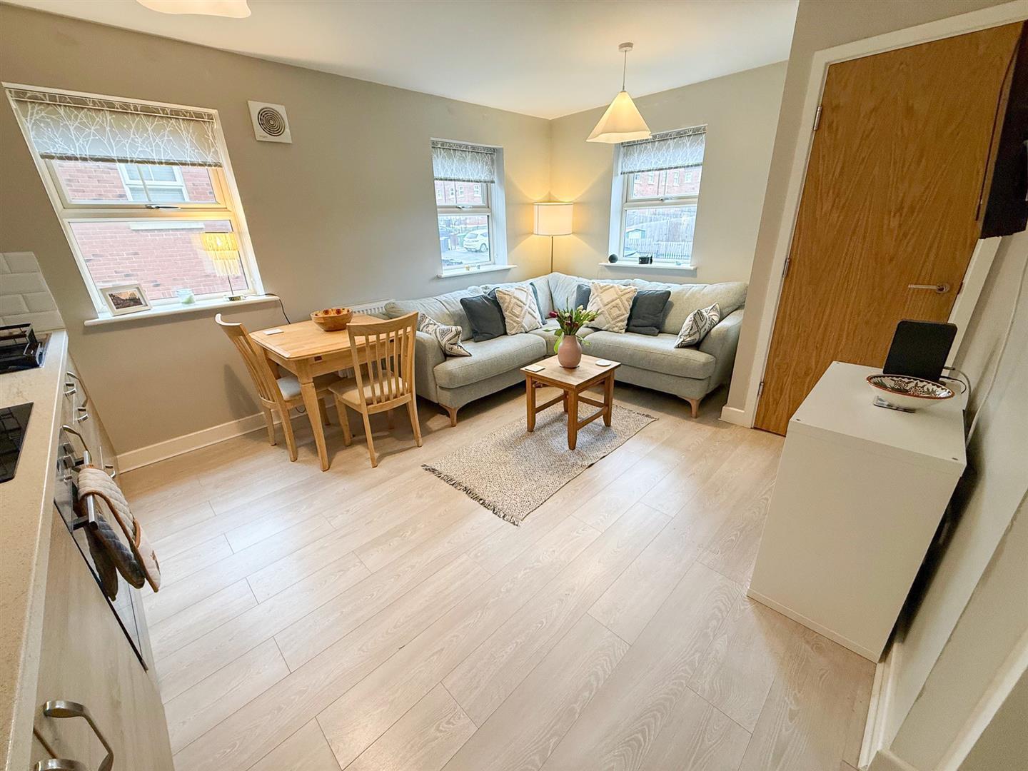 Property Image c41b823f-4edd-41f7-87ae-01feac446432