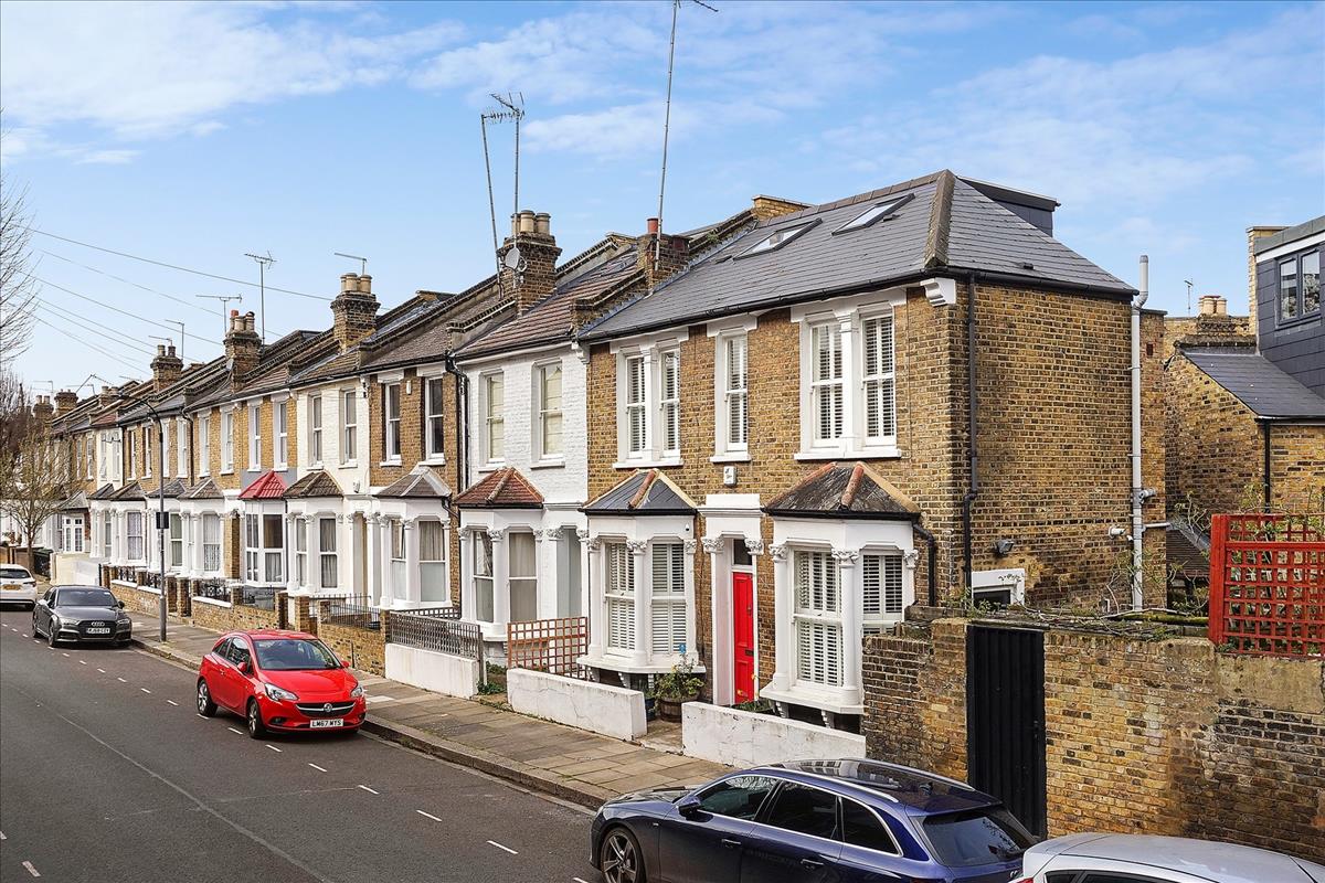 Property Image c41f28b6-75e6-46bb-826d-45e9363a6ad8