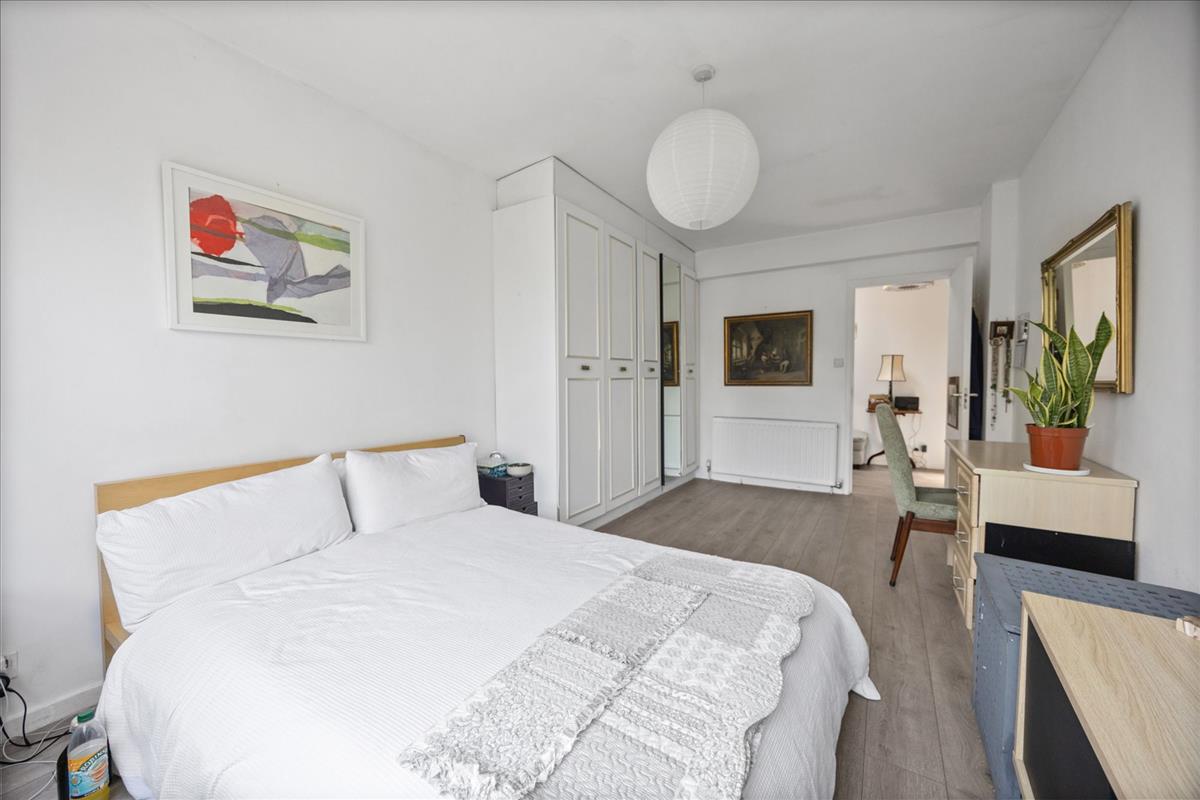 Property Image c42c0863-c45d-4e24-a5d0-5f035558c6e1