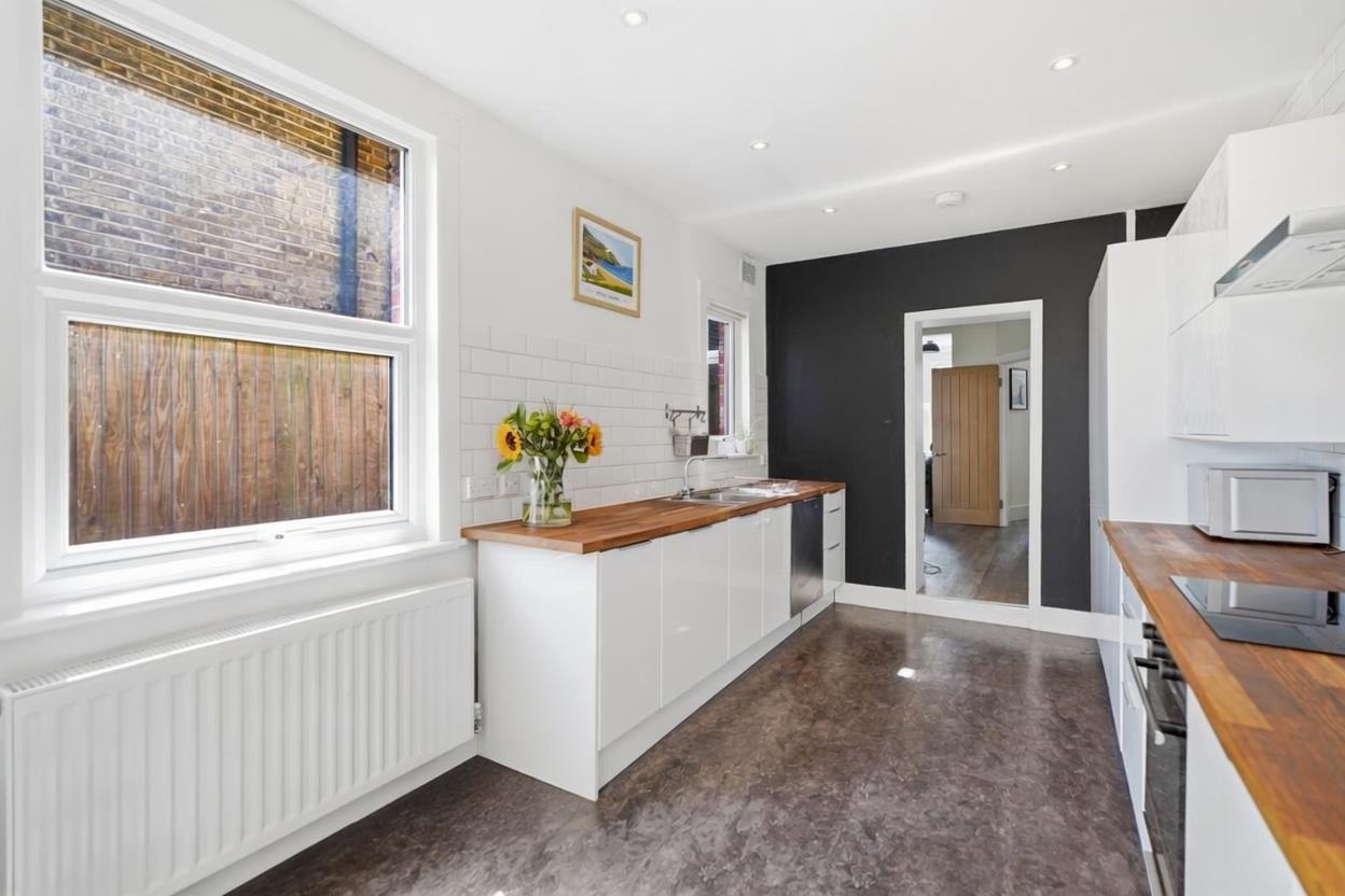 Property Image c435ca73-8a92-4af0-927d-b8d1d1185e0e