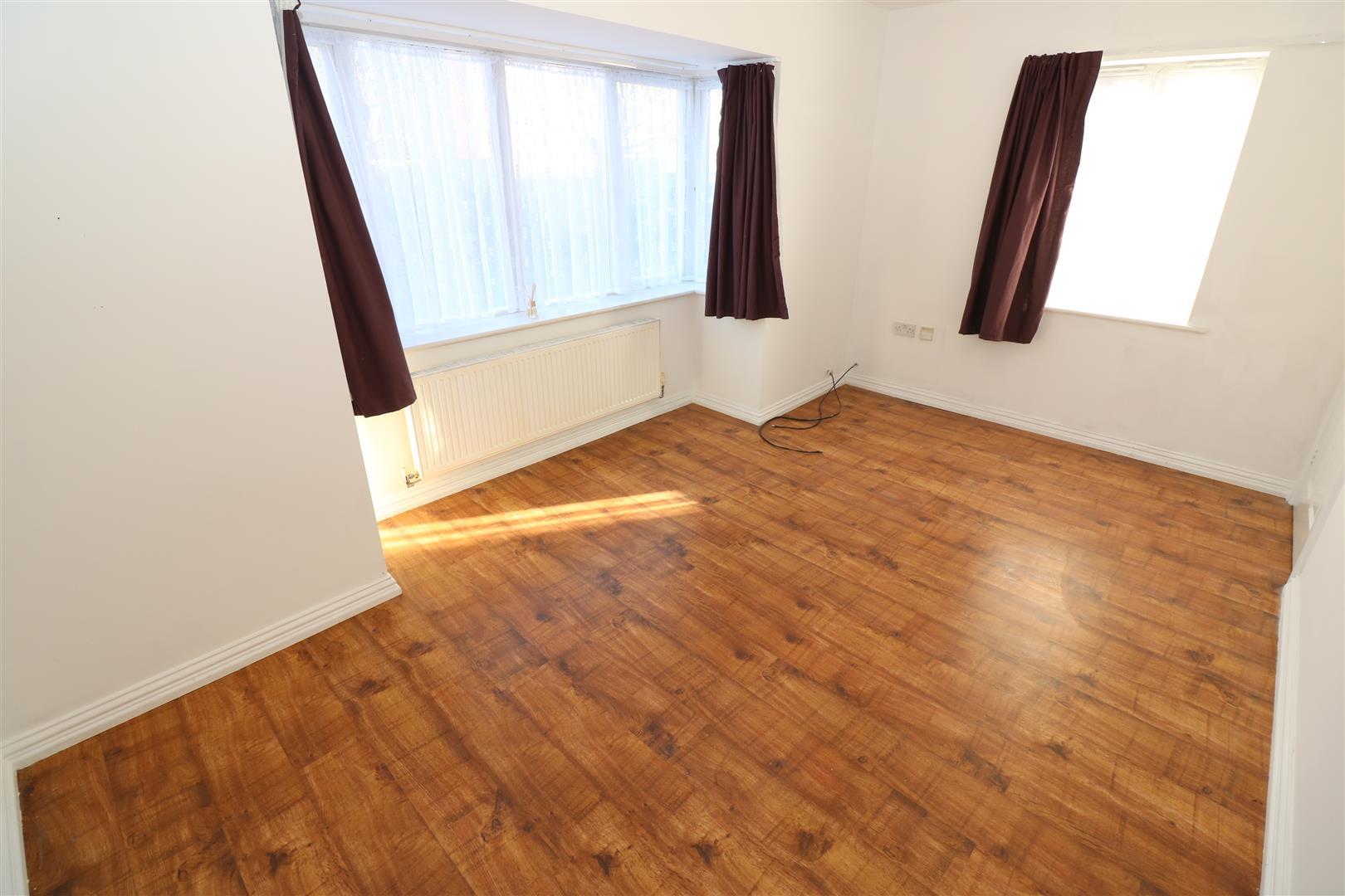 Property Image c44f93b5-eb04-4cf7-b931-c6c543329dd5