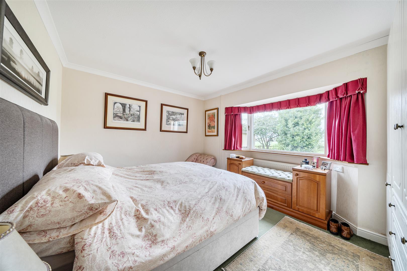 Property Image c464033b-cc19-41f6-8bba-30137d4be0ba