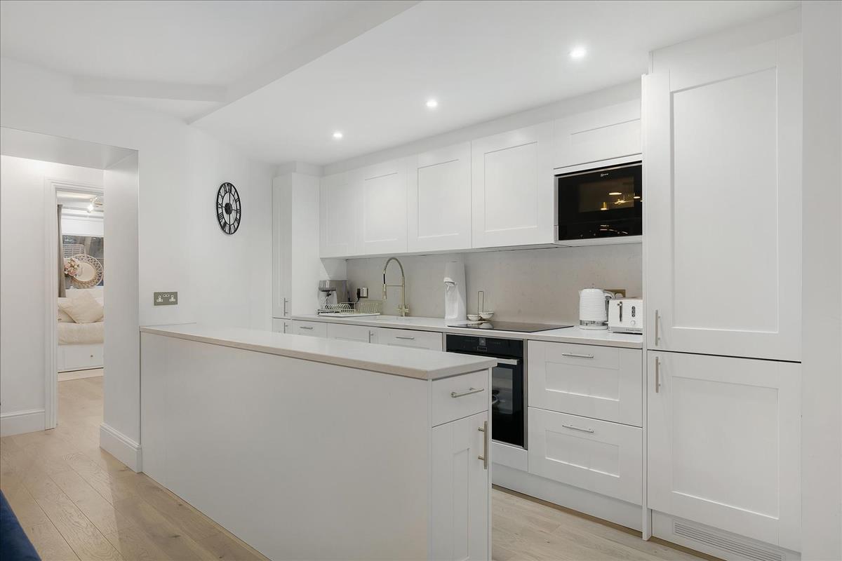 Property Image c46dafb2-5710-4c85-8315-d7fdd9a87760