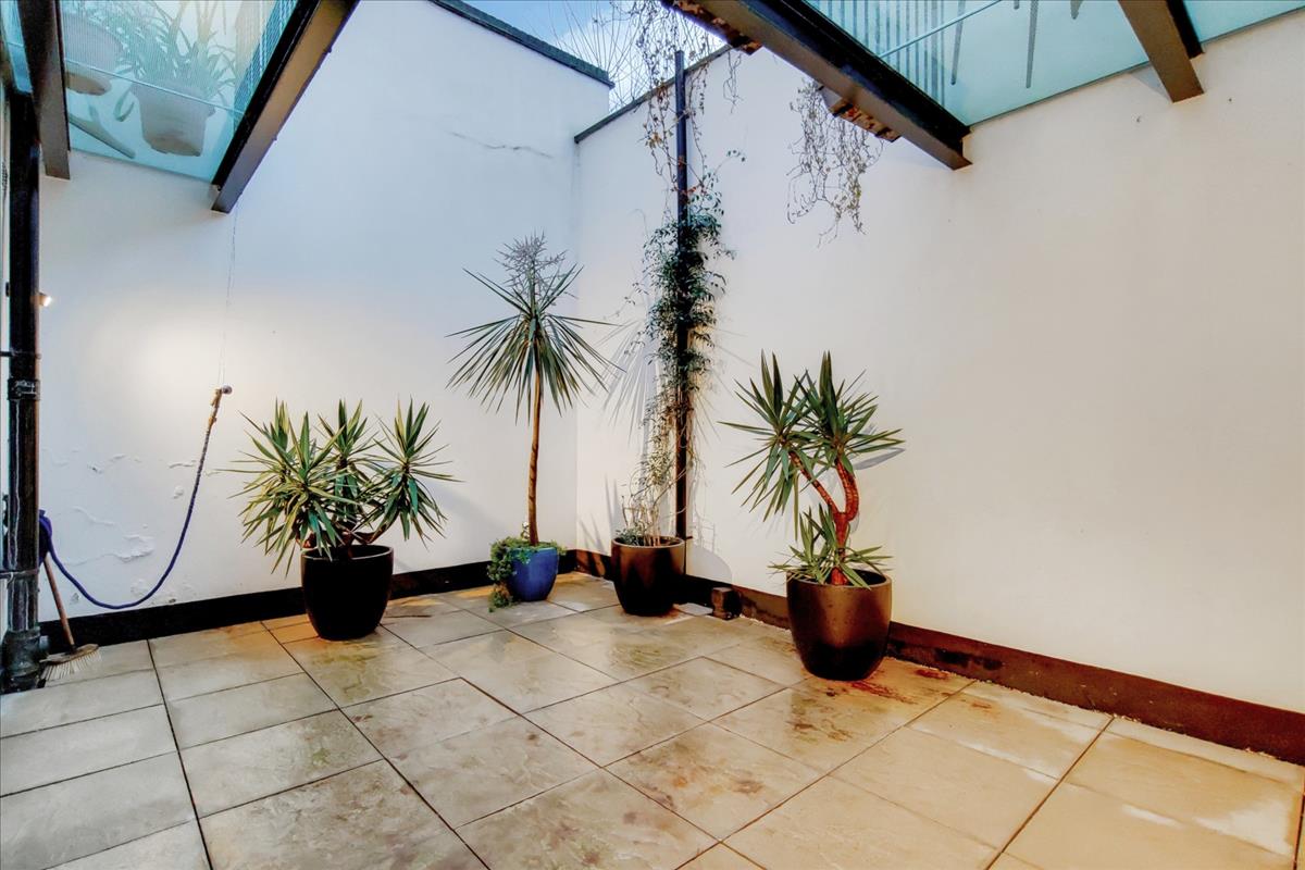 Property Image c4757057-3223-47c9-a64e-5f544b2ea788