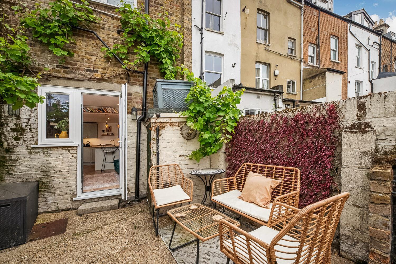 Property Image c48bbf5b-5033-4c55-8248-576b5a01304b