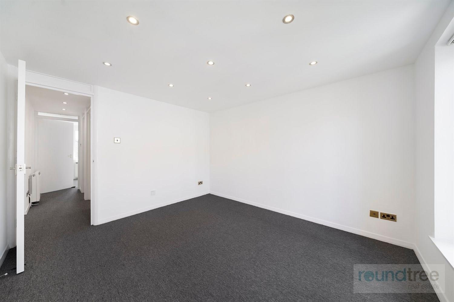 Property Image c4a94da8-c665-4df3-8118-41bce0e50812
