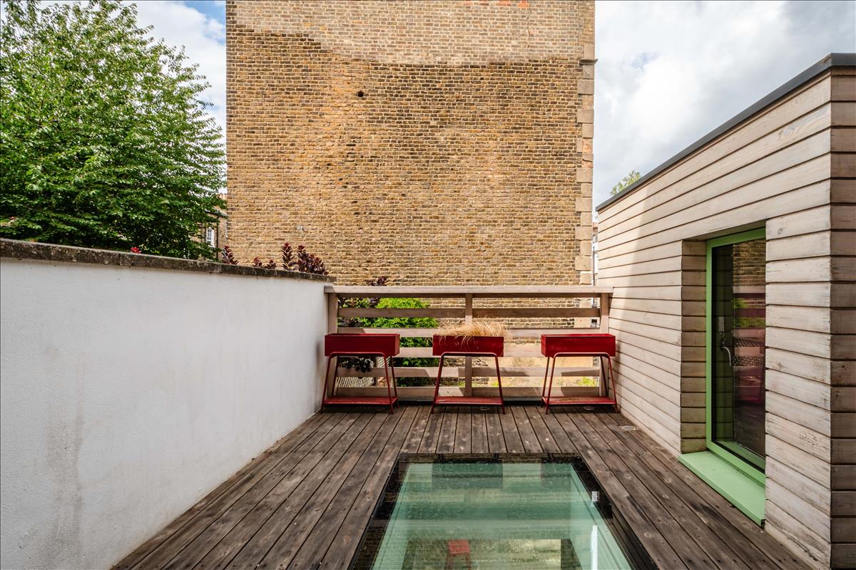 Property for sale, Warneford Street, E9. Roof terrace large