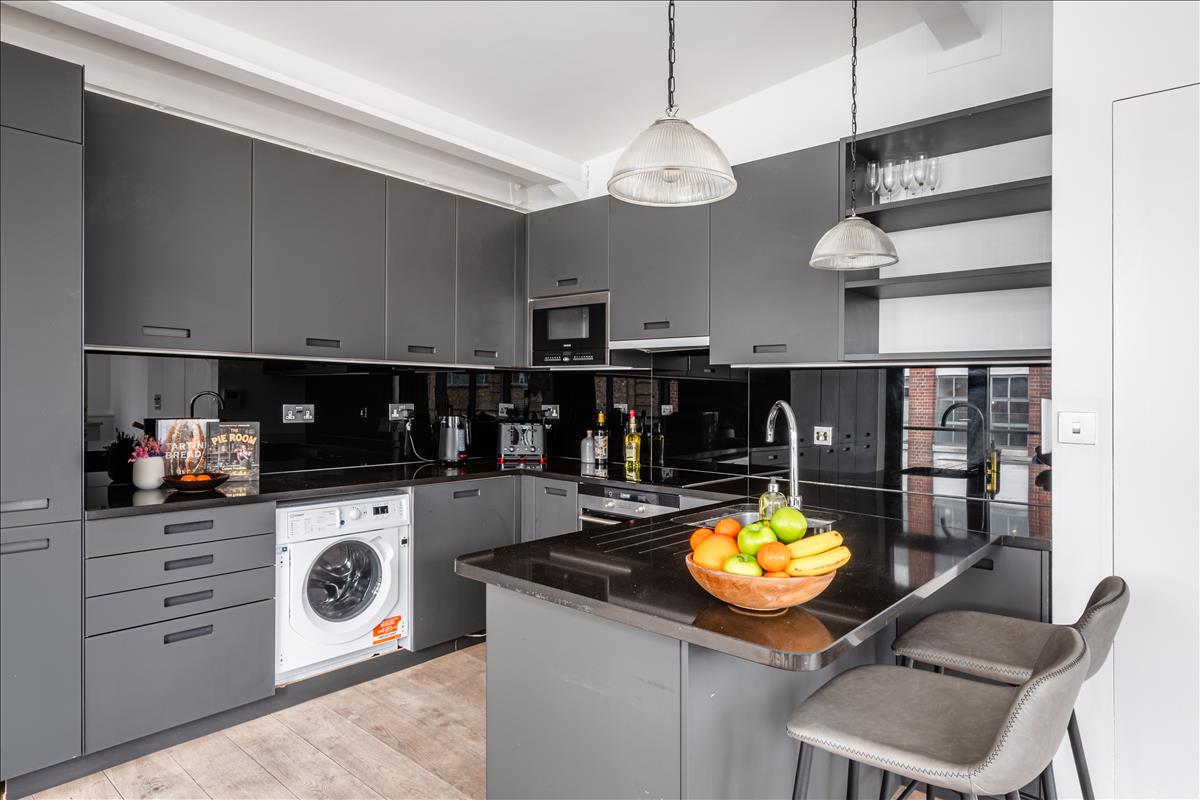 Split-level penthouse for sale, Boundary Street, Shoreditch, E2. Kitchen