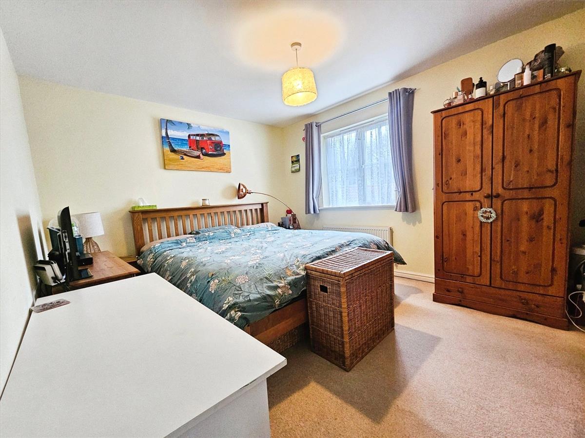 Property Image c4c90da3-f29a-4a35-8b1b-c5728efd45fc