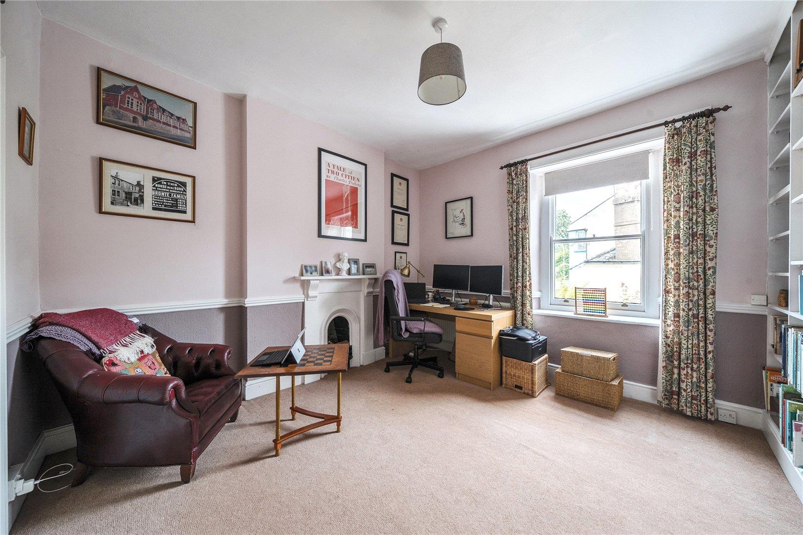 Property Image c51a8fee-db96-4914-a9a2-e7d61d05223f