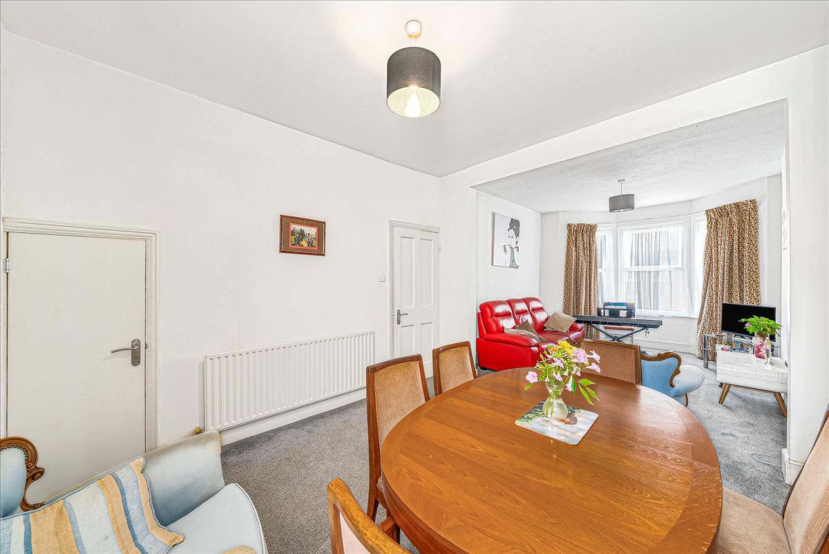 Property Image c53b92c9-31af-4556-838f-9cfe53a99e16