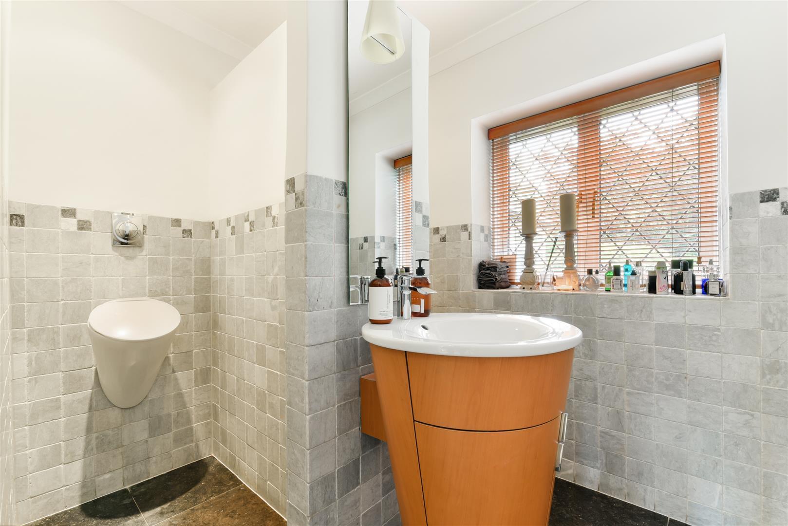 Property Image c54aa4c0-d956-47dd-9985-0cee96ff0517
