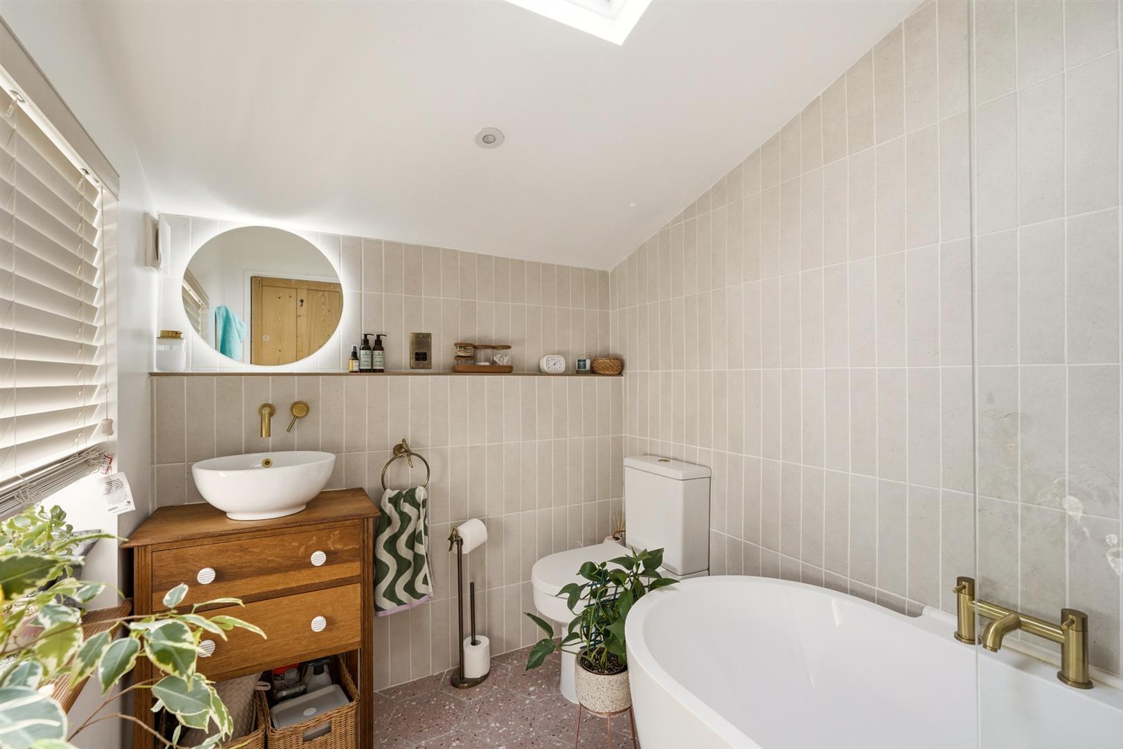 Property Image c55e60e2-1fcf-461d-8470-9593695578cb