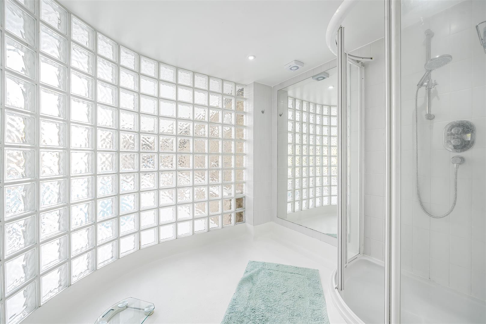 Property Image c566c492-5fc5-46b0-b2b6-f3904ff530fb
