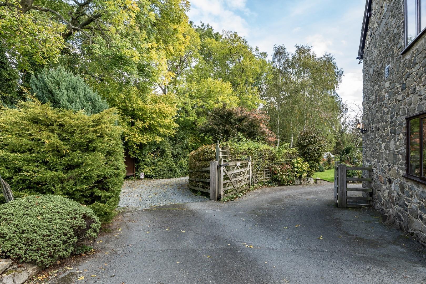 Property Image c56f8226-31fe-4233-96c0-75e9421c9bb0
