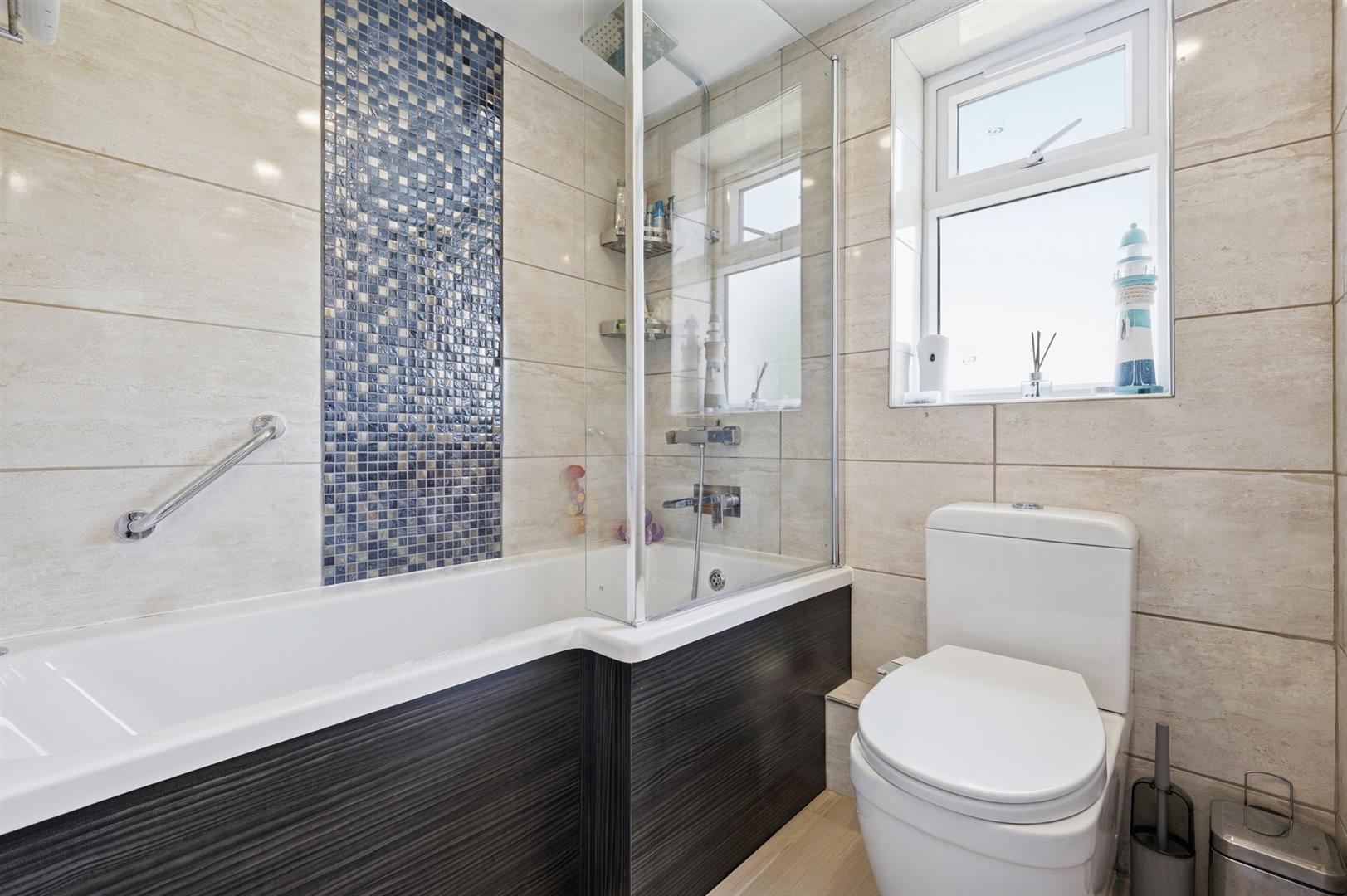 Property Image c570d52e-74d0-49f8-9b58-1e3be1c8f316