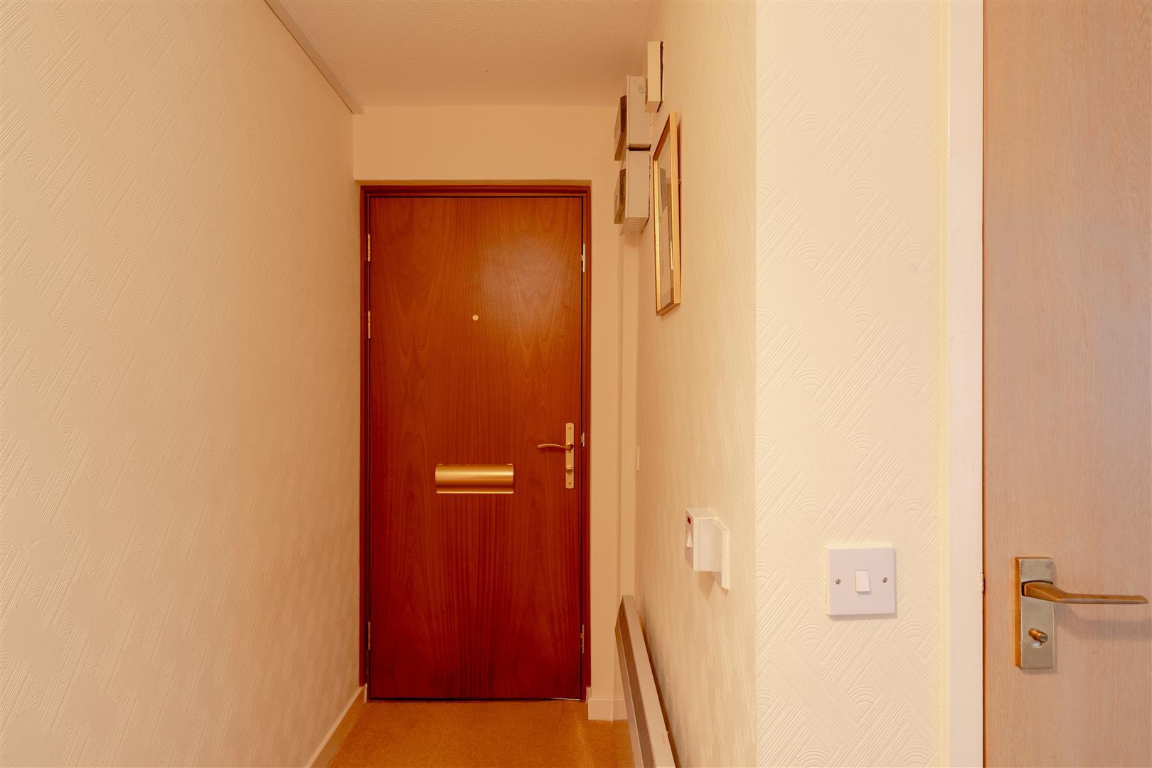 Property Image c5782d61-3414-4750-a070-096fa4617c63