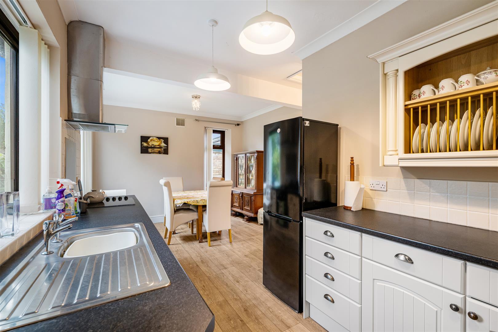 Property Image c58af2d8-b36b-46e5-b6d1-4b63c1e555bd