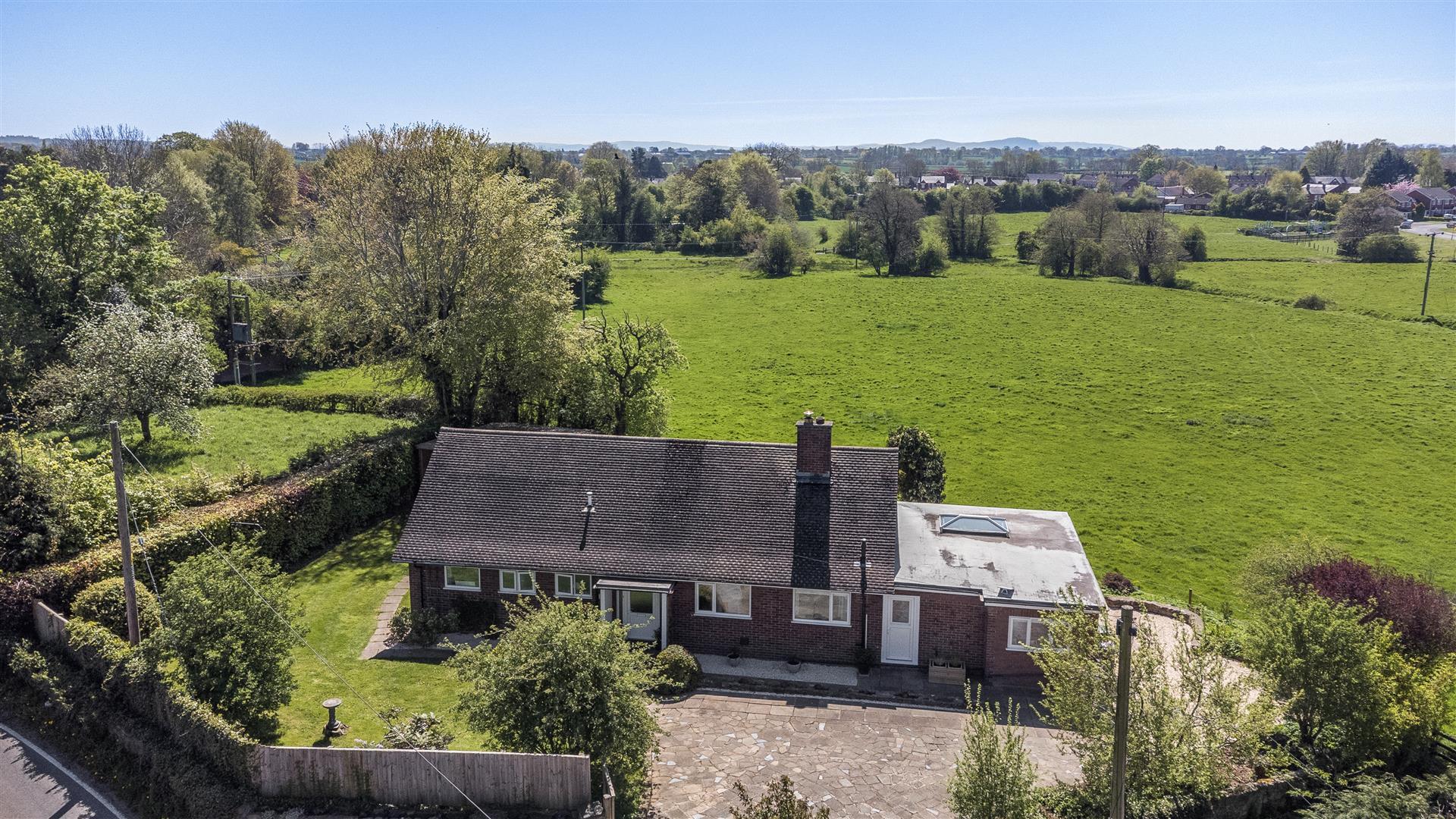 Property Image c58d2161-5dbd-45f1-8cb5-8d605f792e1e