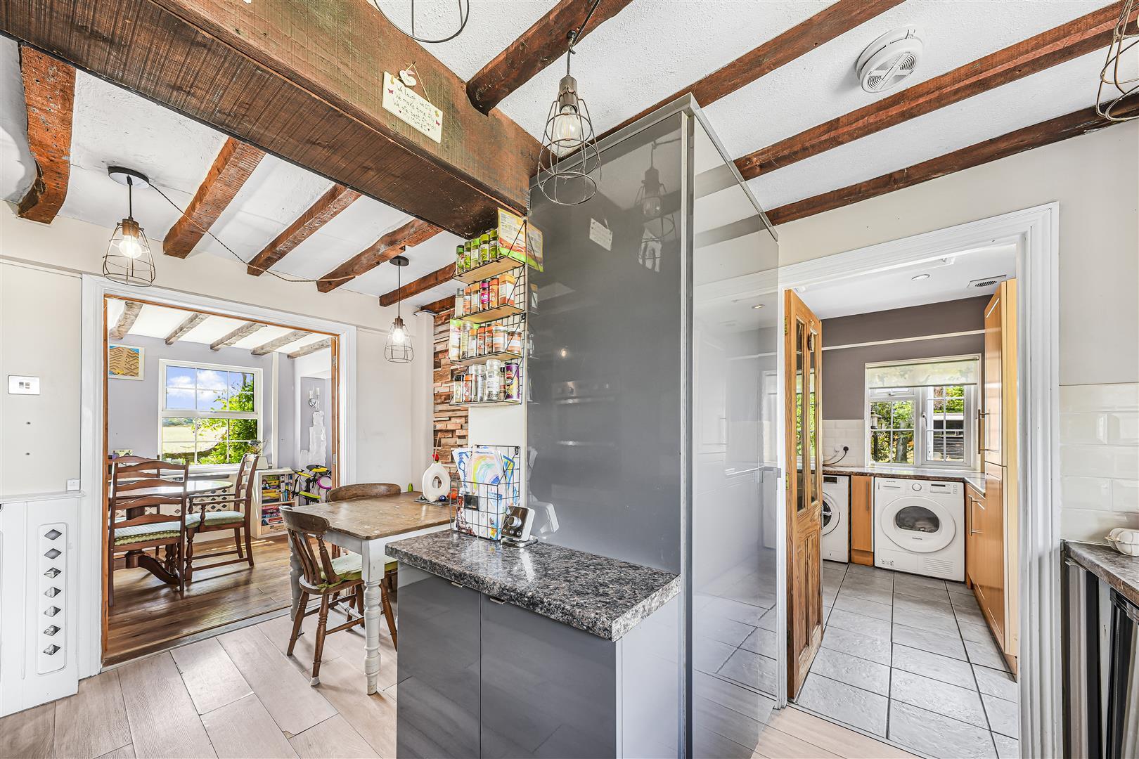 Property Image c597b5aa-502b-4b30-8e9c-70ca7a24e56c