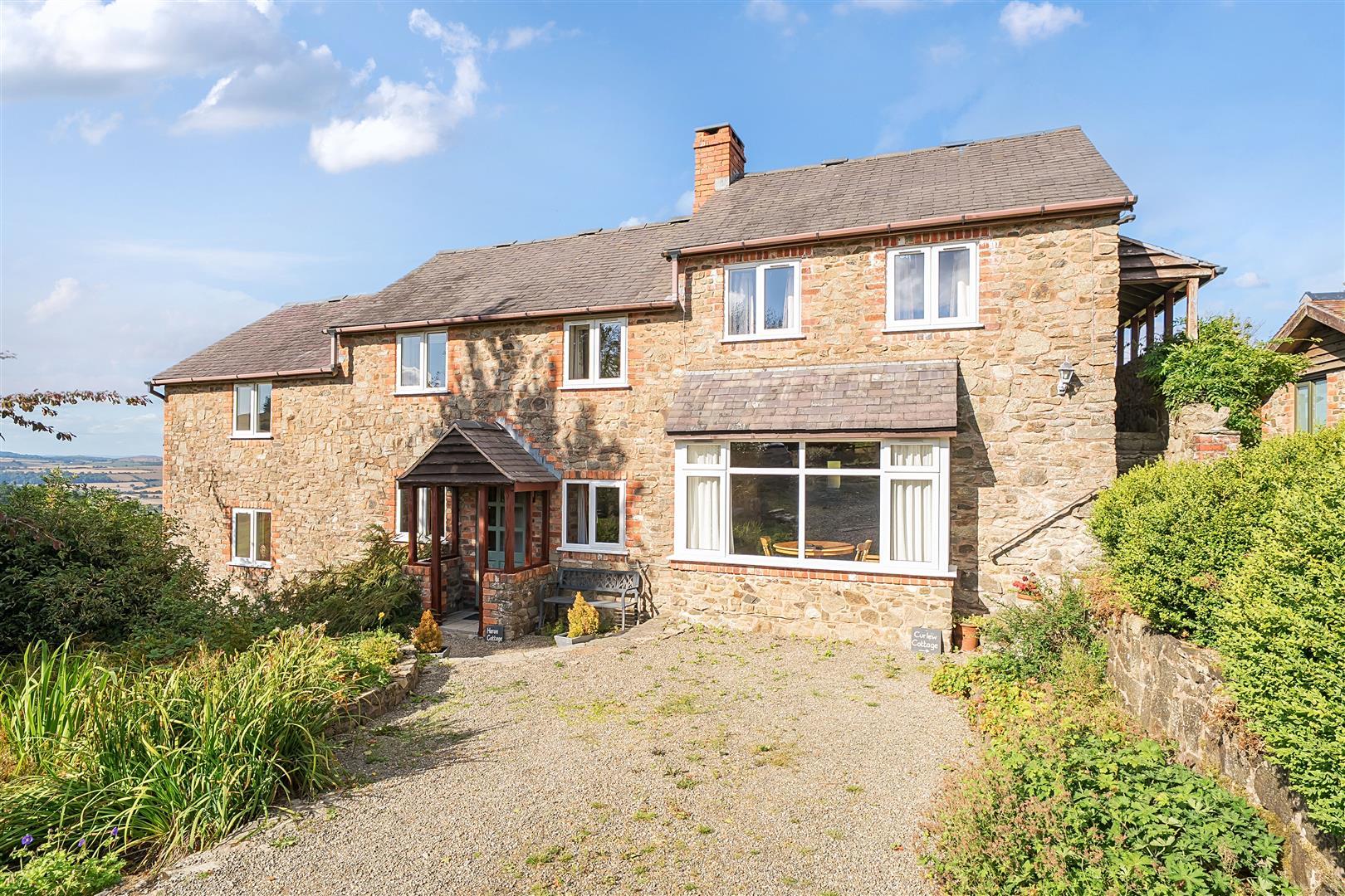Property Image c5b66500-9d7f-4a4f-9e4b-bbcb1bf00076