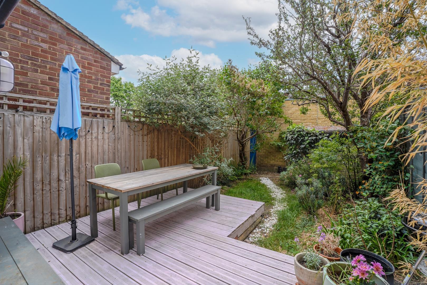 Property Image c5ba5822-ba35-493f-9a86-566a2e83e54d