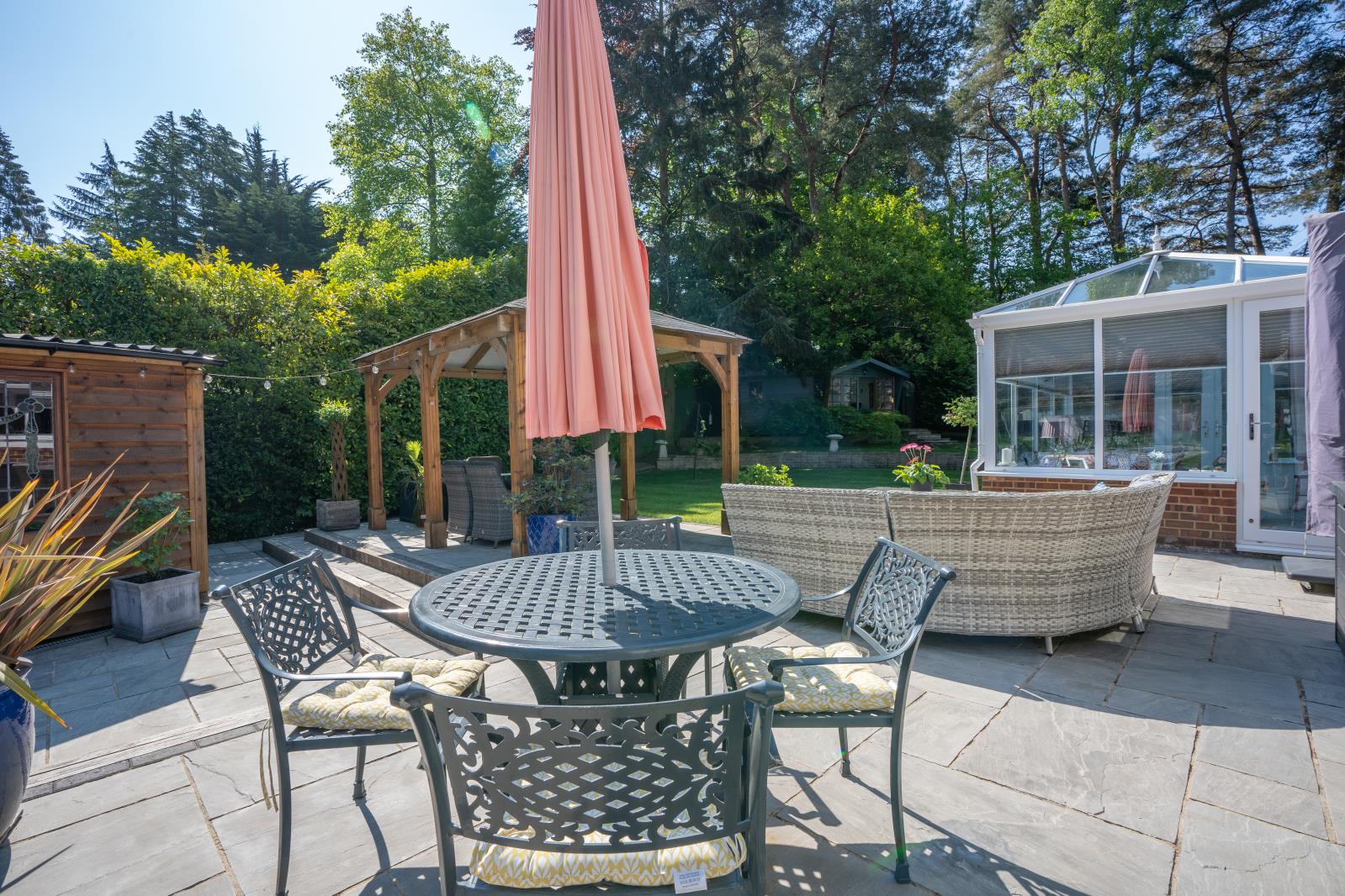 Property Image c5c2b32a-8112-40e8-811a-c7998775a56f