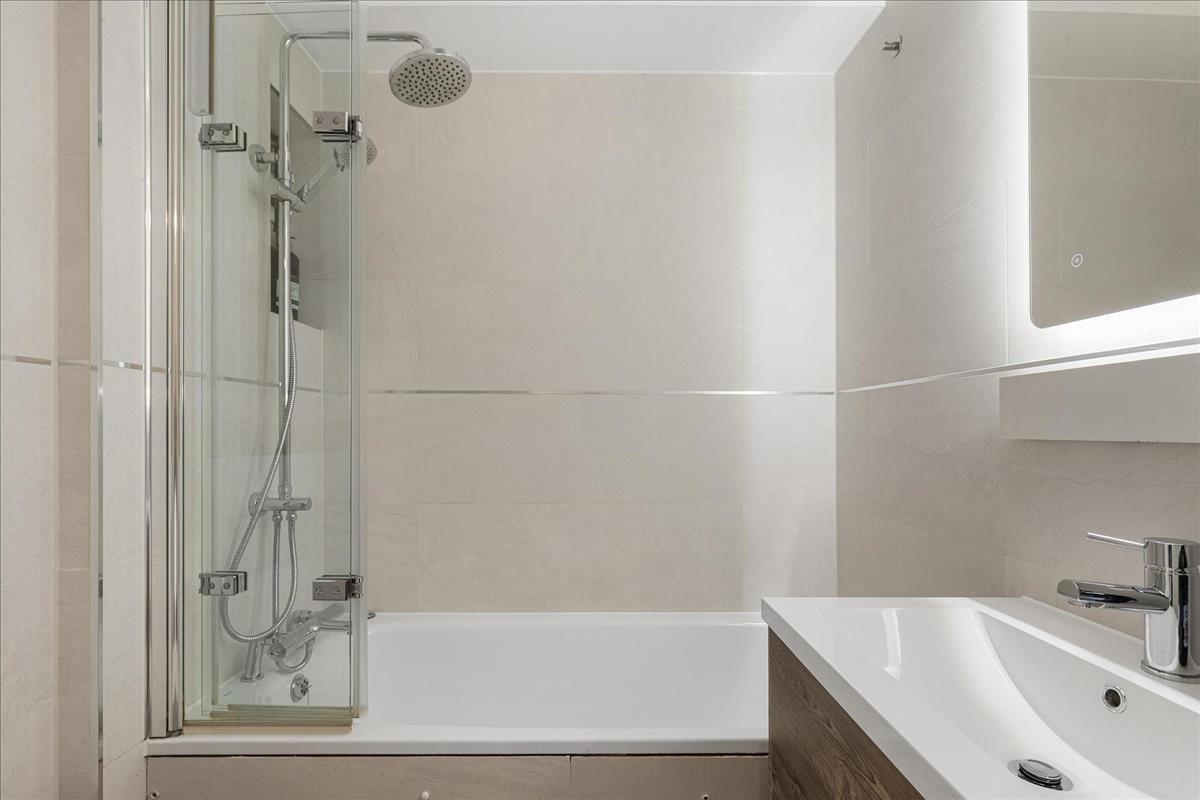 Property Image c5e37dd4-a9af-4ae7-8062-01ad9c1f2ba3
