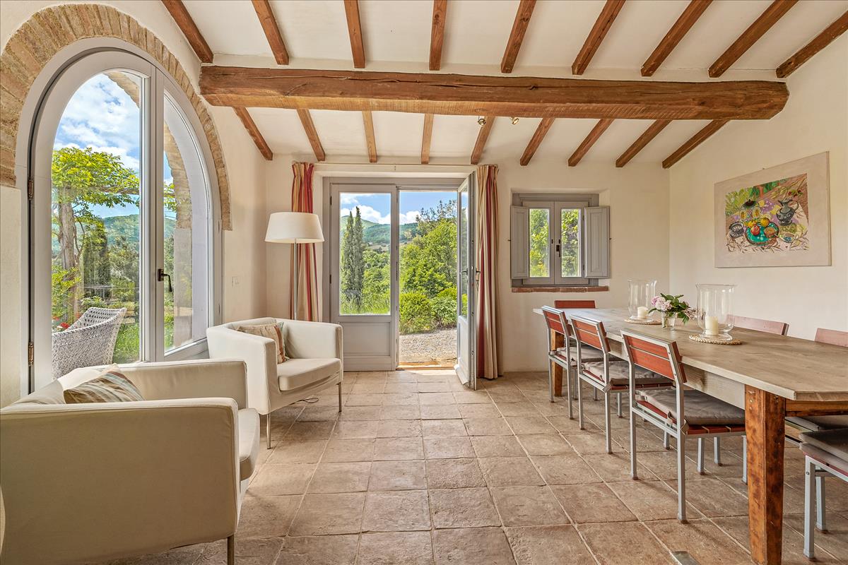 Property Image c5fc0aa0-b017-4284-9b93-b8218a270981